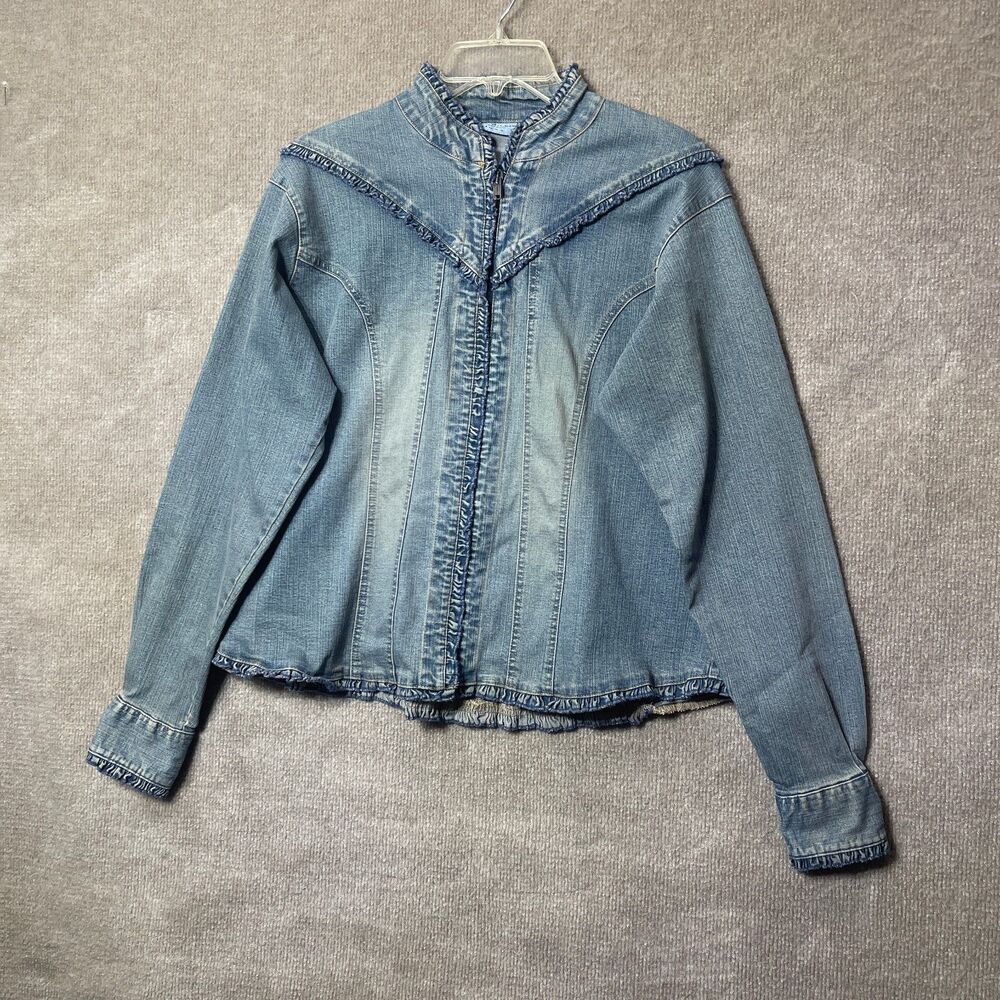 Wrangler Womens Denim Jacket Medium Western Boho Minimalist Zip Front Stretch